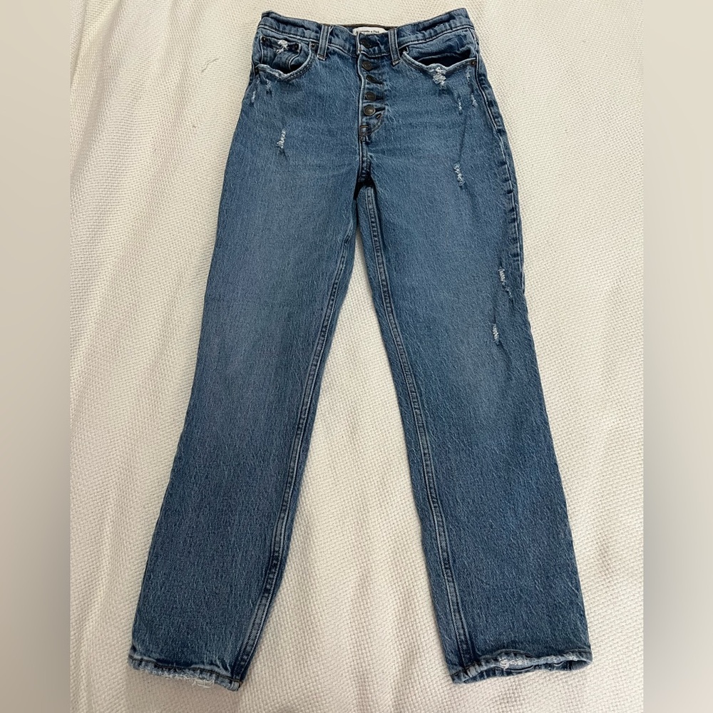 Abercrombie & Fitch The Mom High Rise